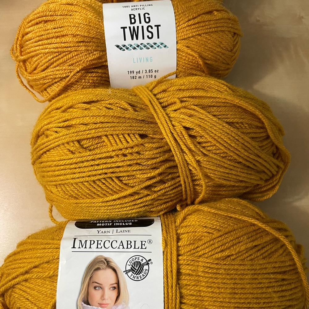 Loops and Threads Impeccable Mustard Yellow Yarn Bundle 4 skeins Yarn destash - Picture 2 of 3